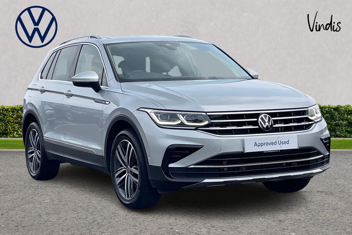 Main listing image - Volkswagen Tiguan