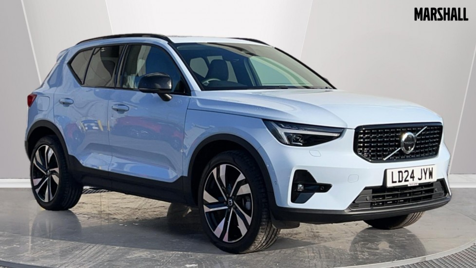 Main listing image - Volvo XC40