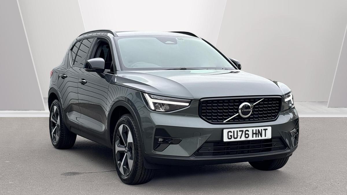 Main listing image - Volvo XC40