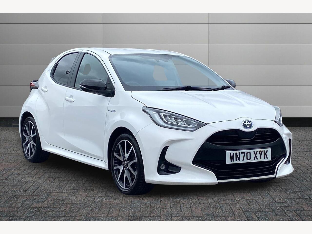 Main listing image - Toyota Yaris