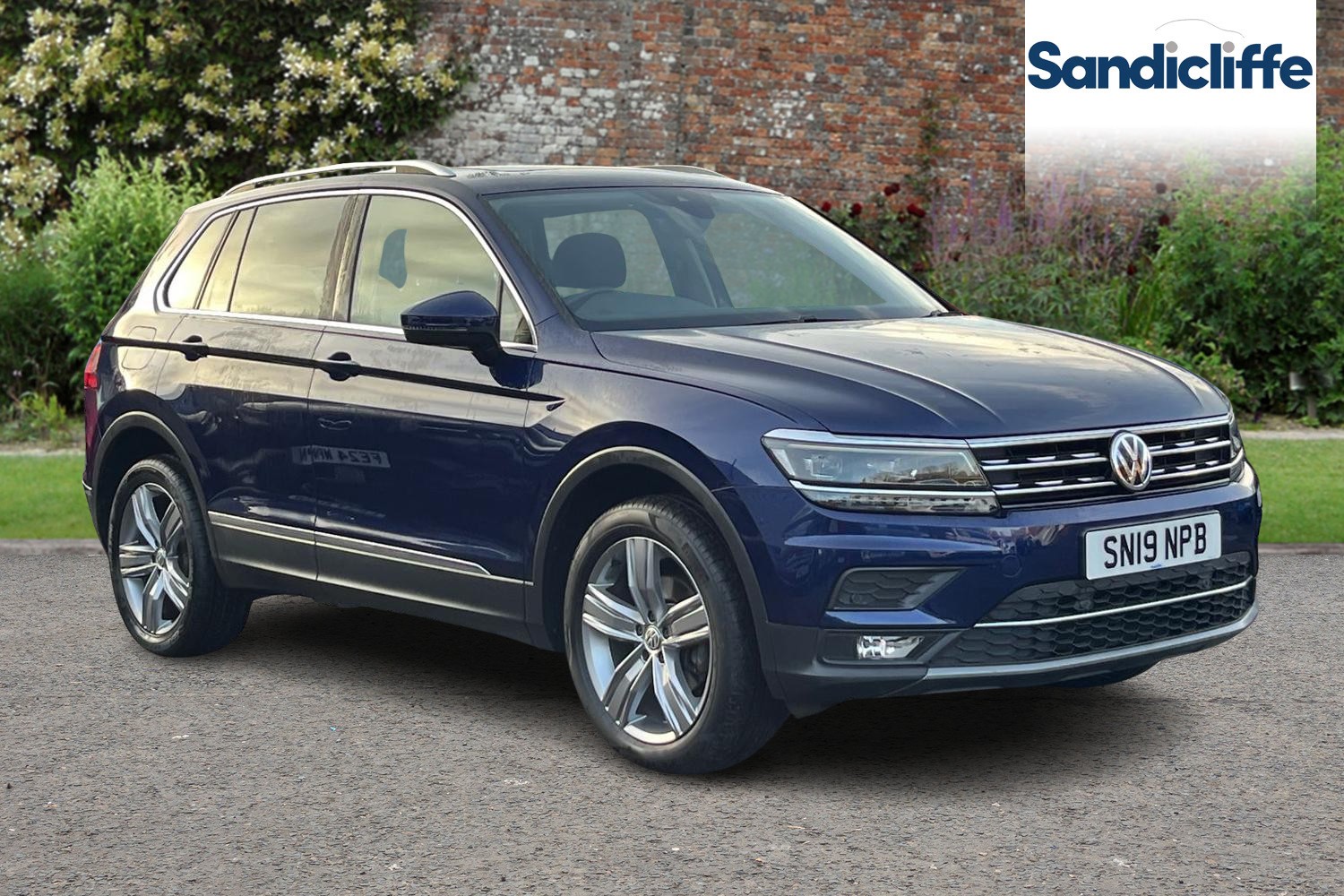 Main listing image - Volkswagen Tiguan