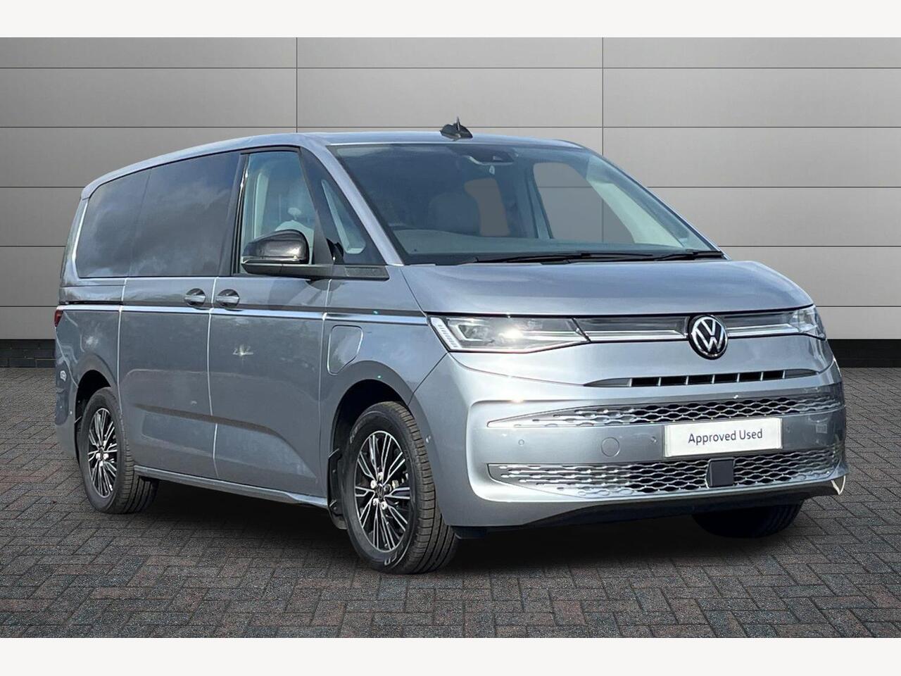 Main listing image - Volkswagen Multivan