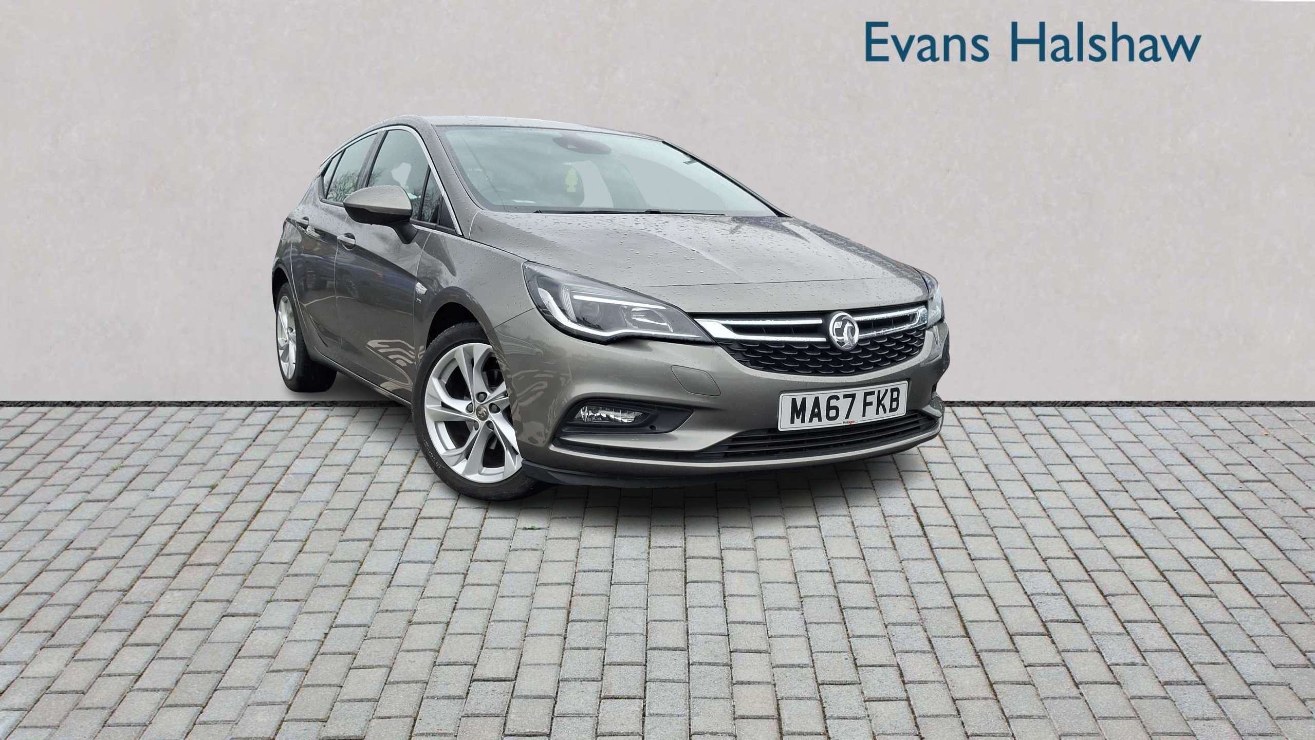 Main listing image - Vauxhall Astra