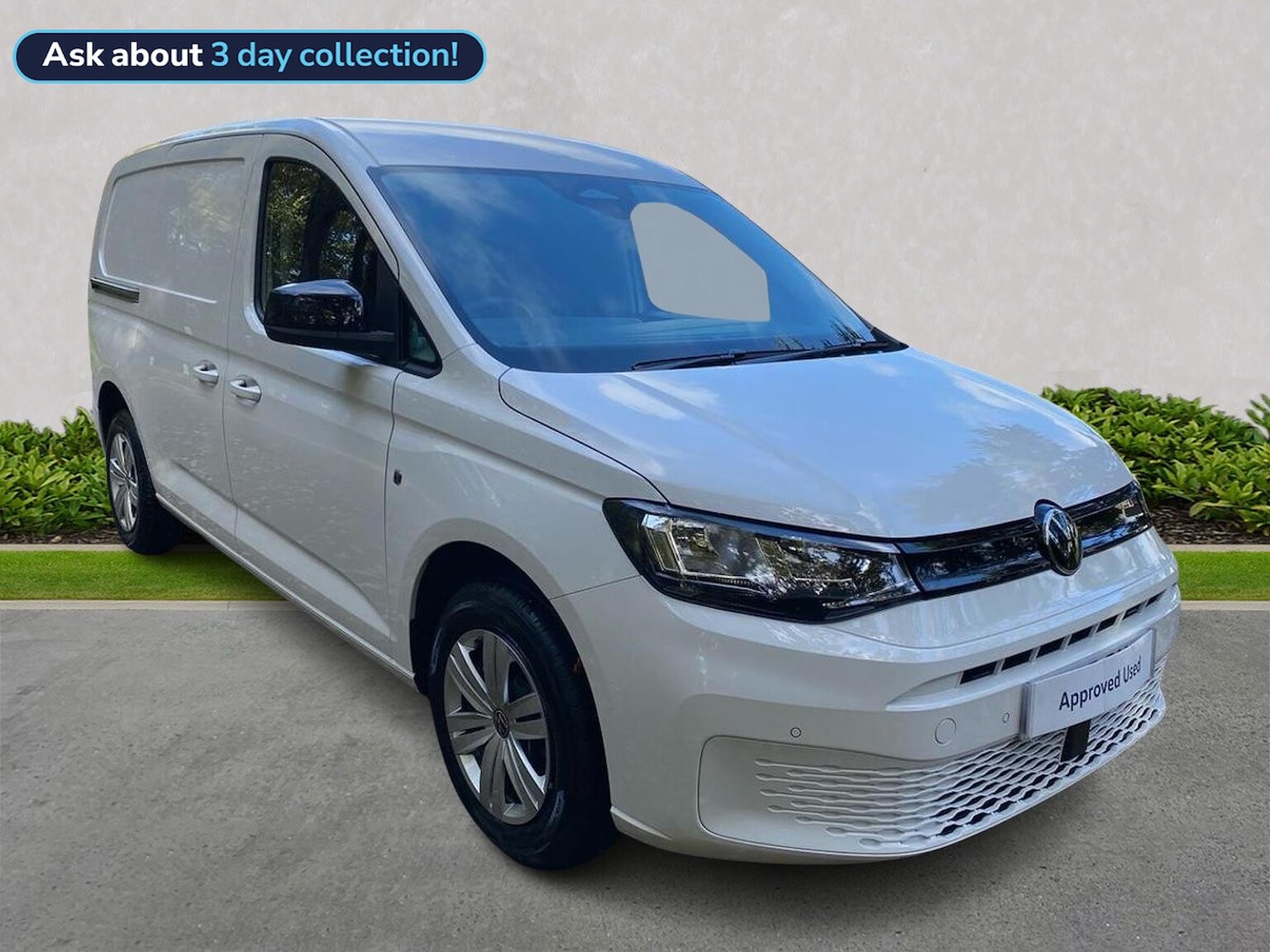 Main listing image - Volkswagen Caddy Maxi