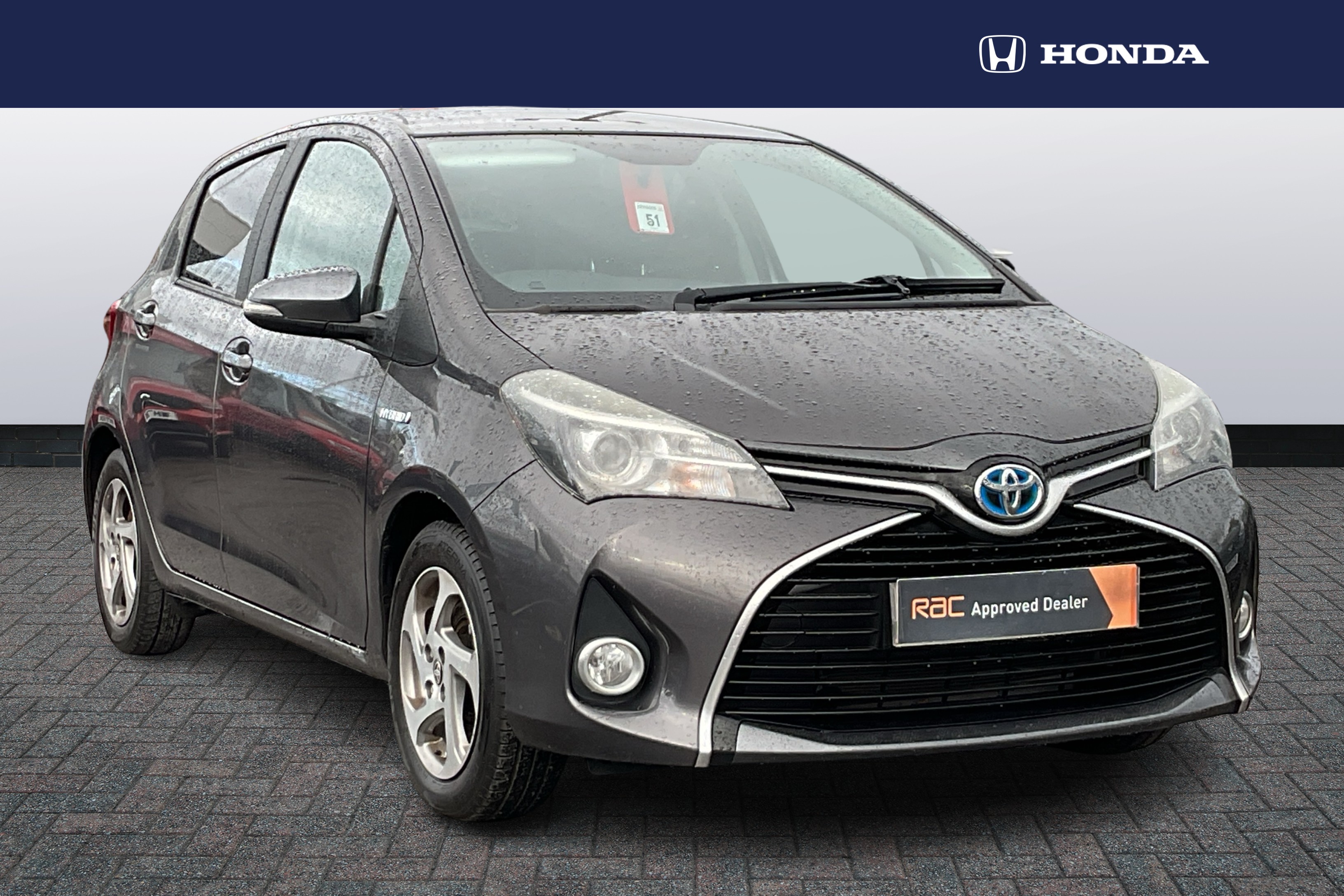 Main listing image - Toyota Yaris