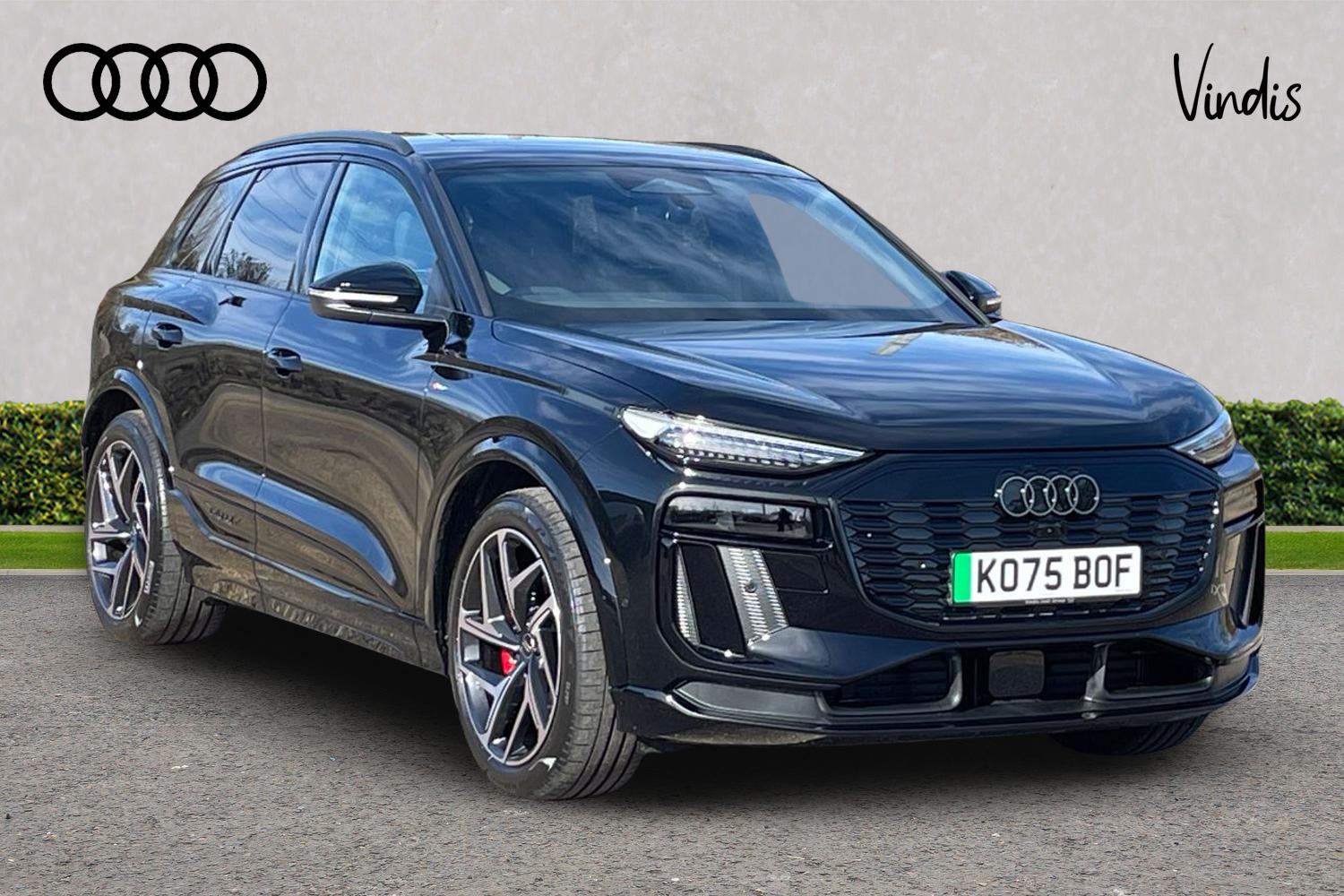 Main listing image - Audi Q6