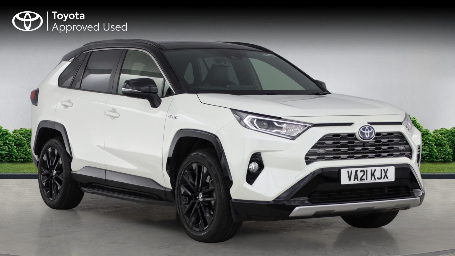 Main listing image - Toyota RAV4