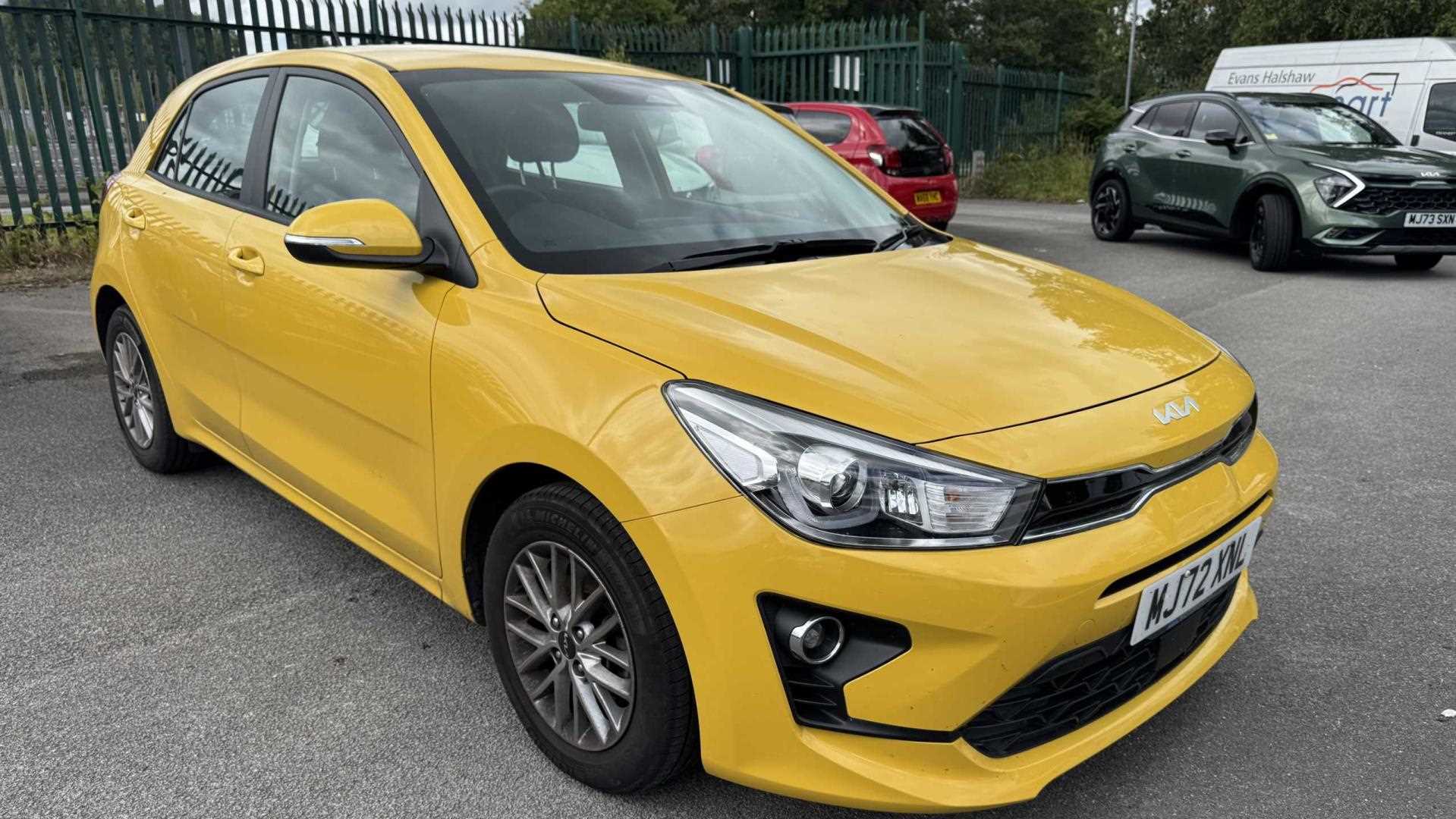 Main listing image - Kia Rio