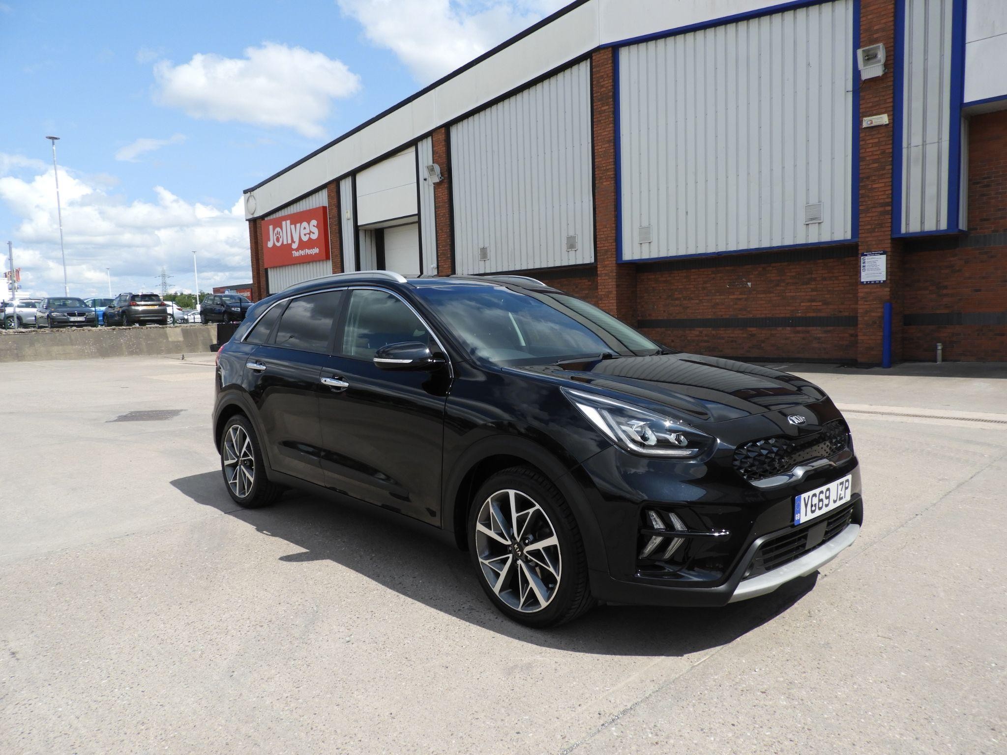 Main listing image - Kia Niro