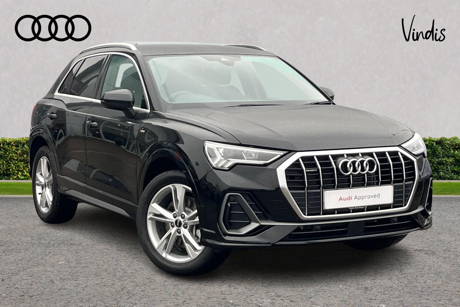 Main listing image - Audi Q3