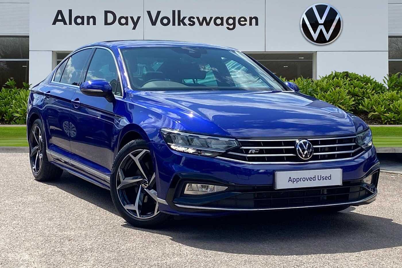 Main listing image - Volkswagen Passat