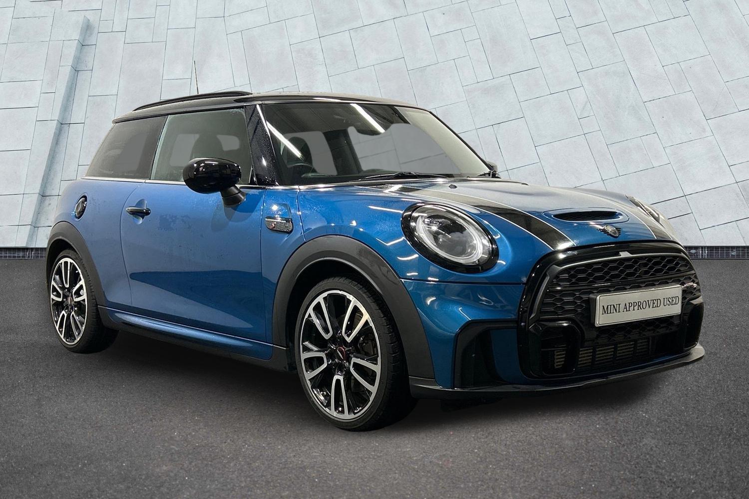 Main listing image - MINI Hatchback