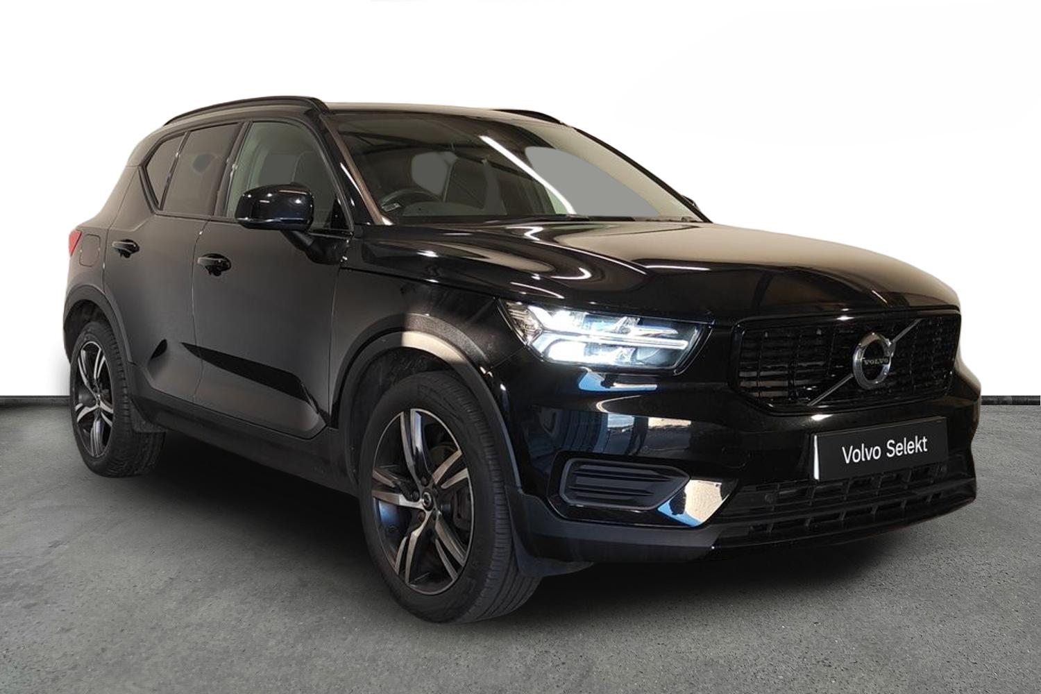 Main listing image - Volvo XC40