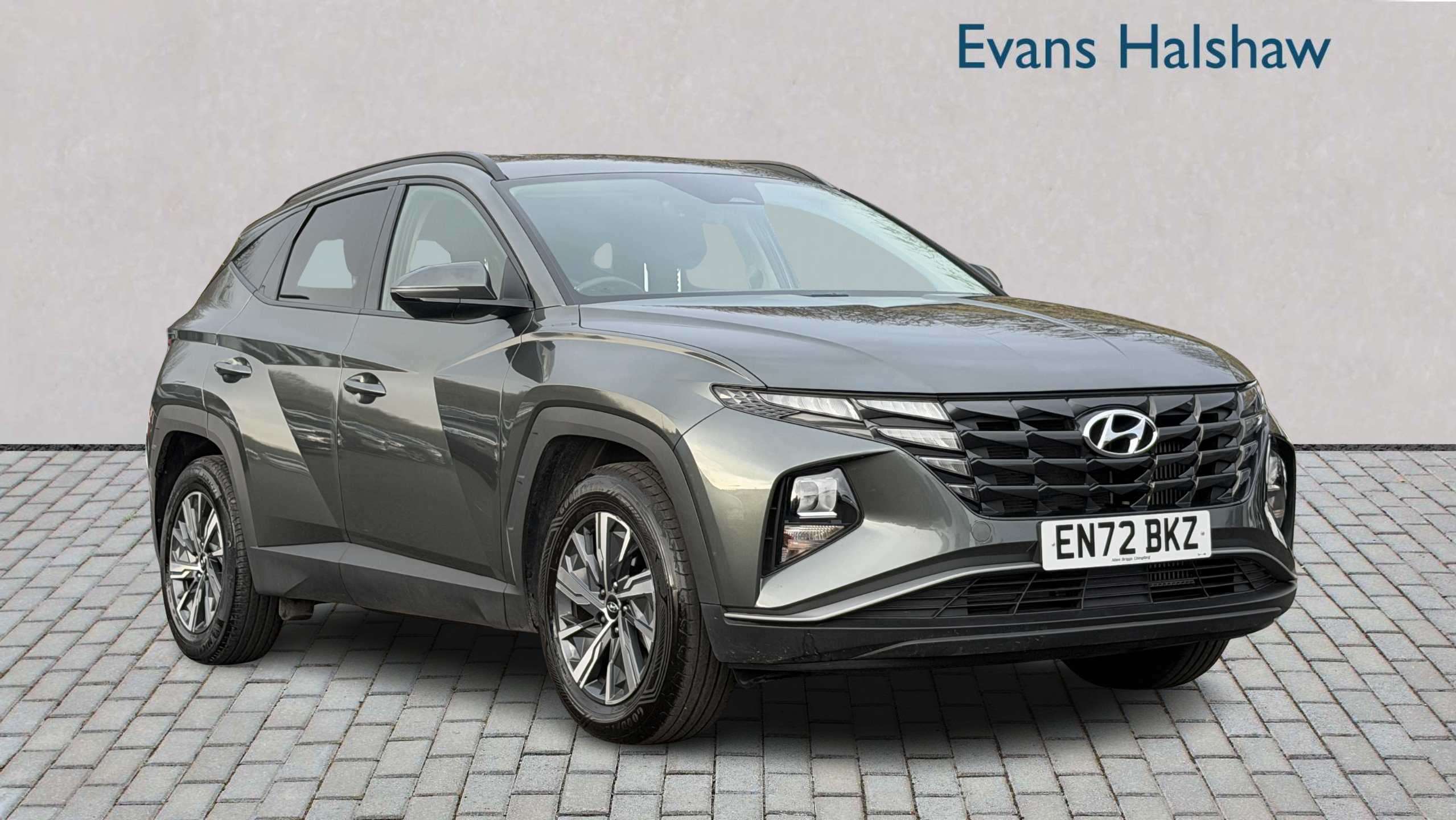 Main listing image - Hyundai Tucson