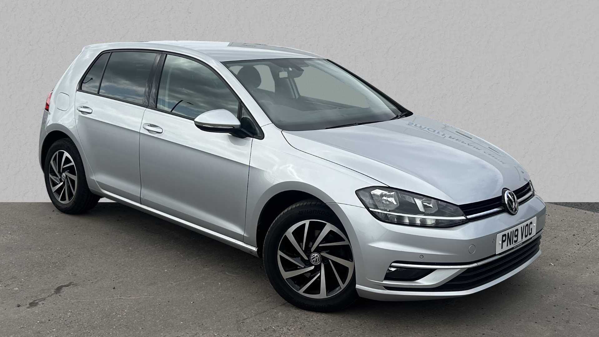 Main listing image - Volkswagen Golf