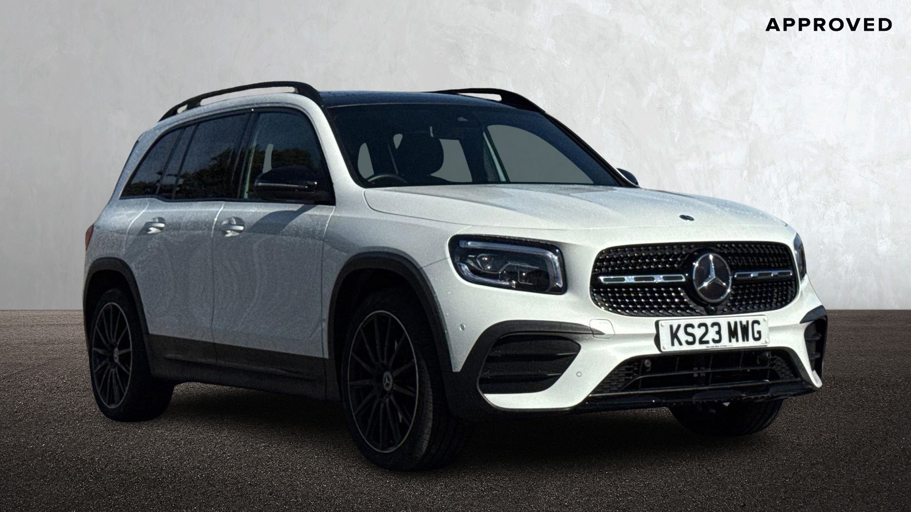 Main listing image - Mercedes-Benz GLB