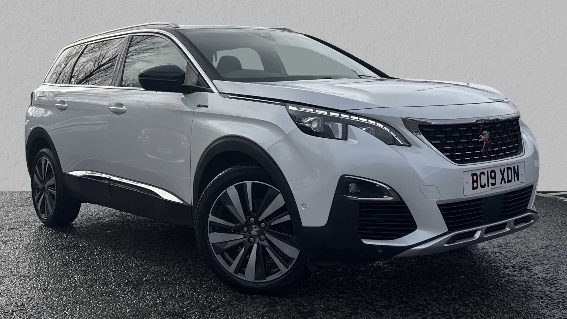 Main listing image - Peugeot 5008