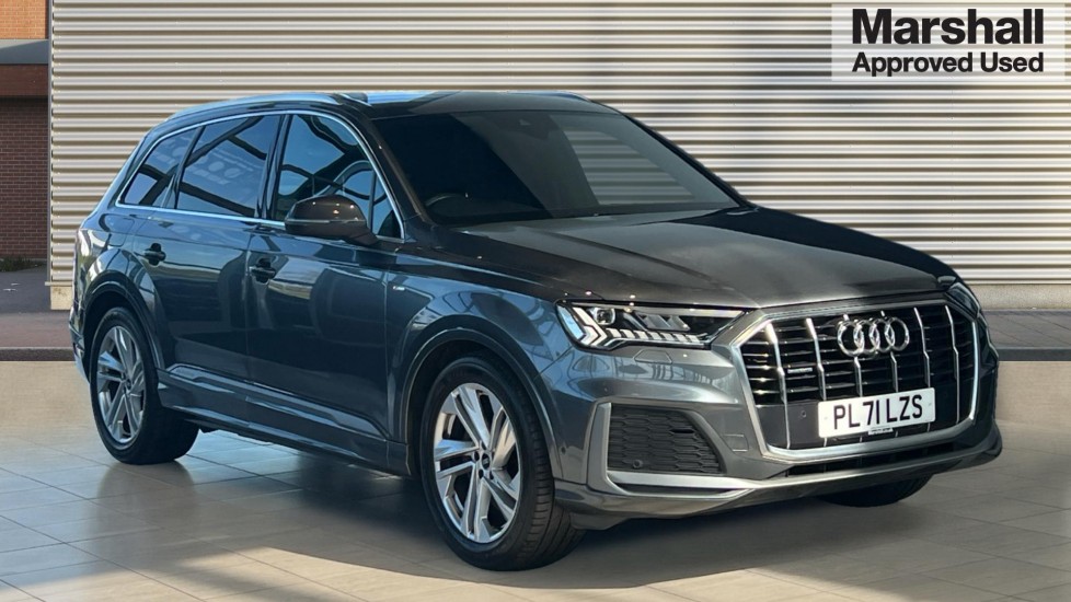 Main listing image - Audi Q7