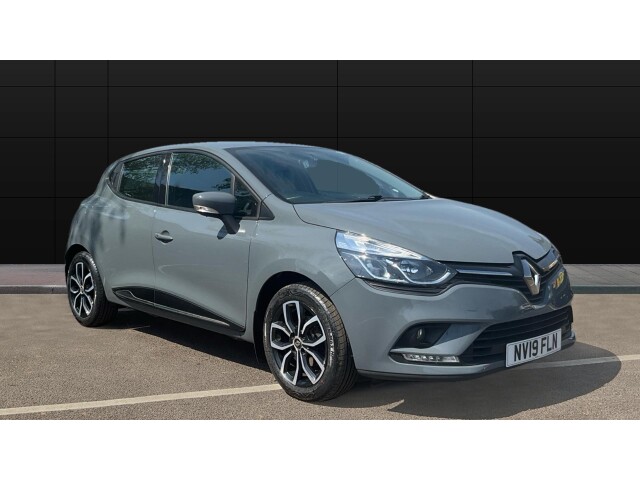 Main listing image - Renault Clio