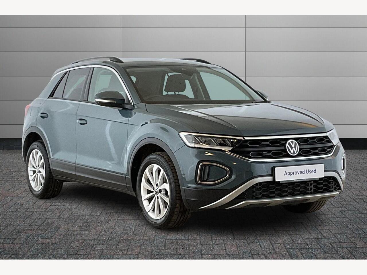 Main listing image - Volkswagen T-Roc
