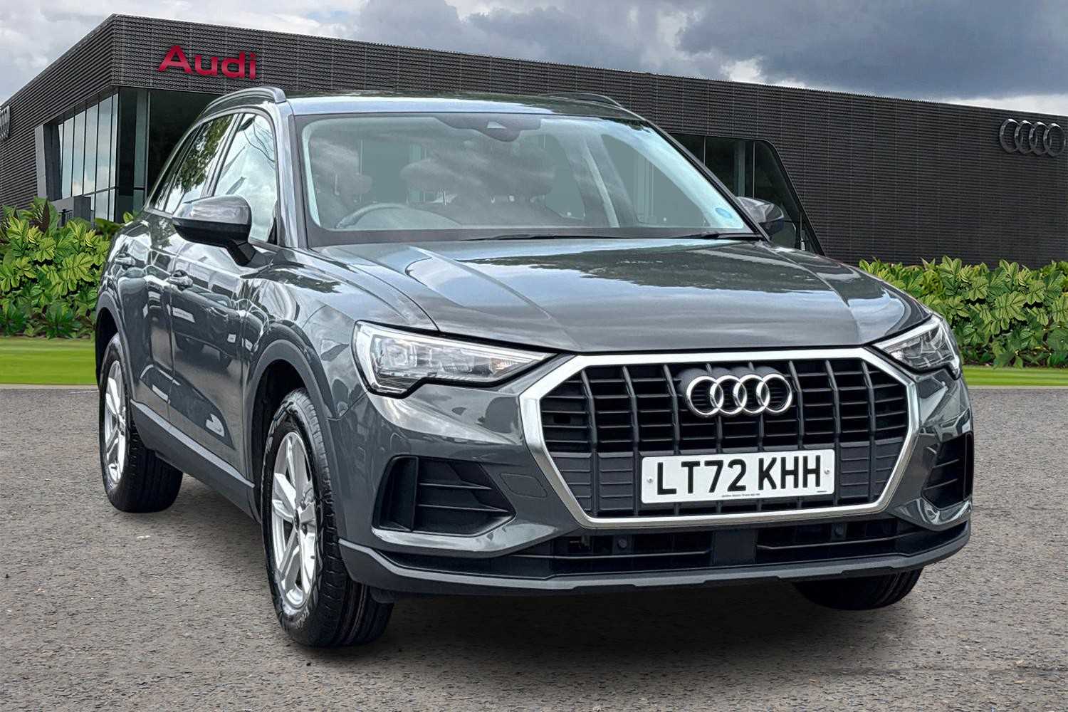 Main listing image - Audi Q3