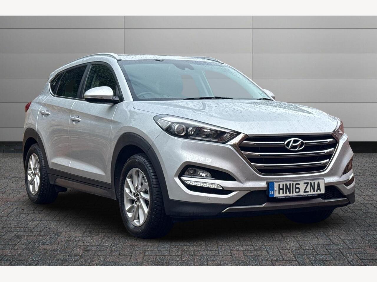 Main listing image - Hyundai Tucson