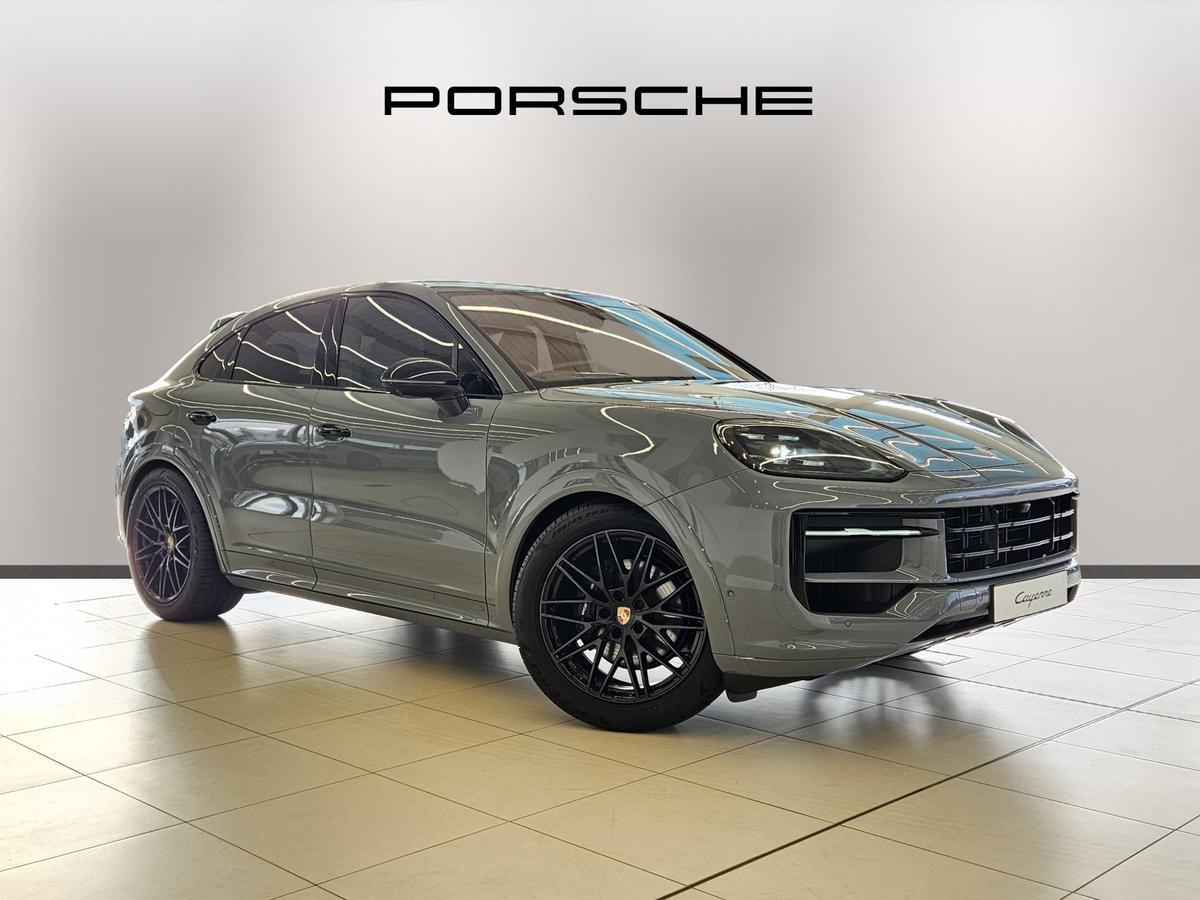 Main listing image - Porsche Cayenne