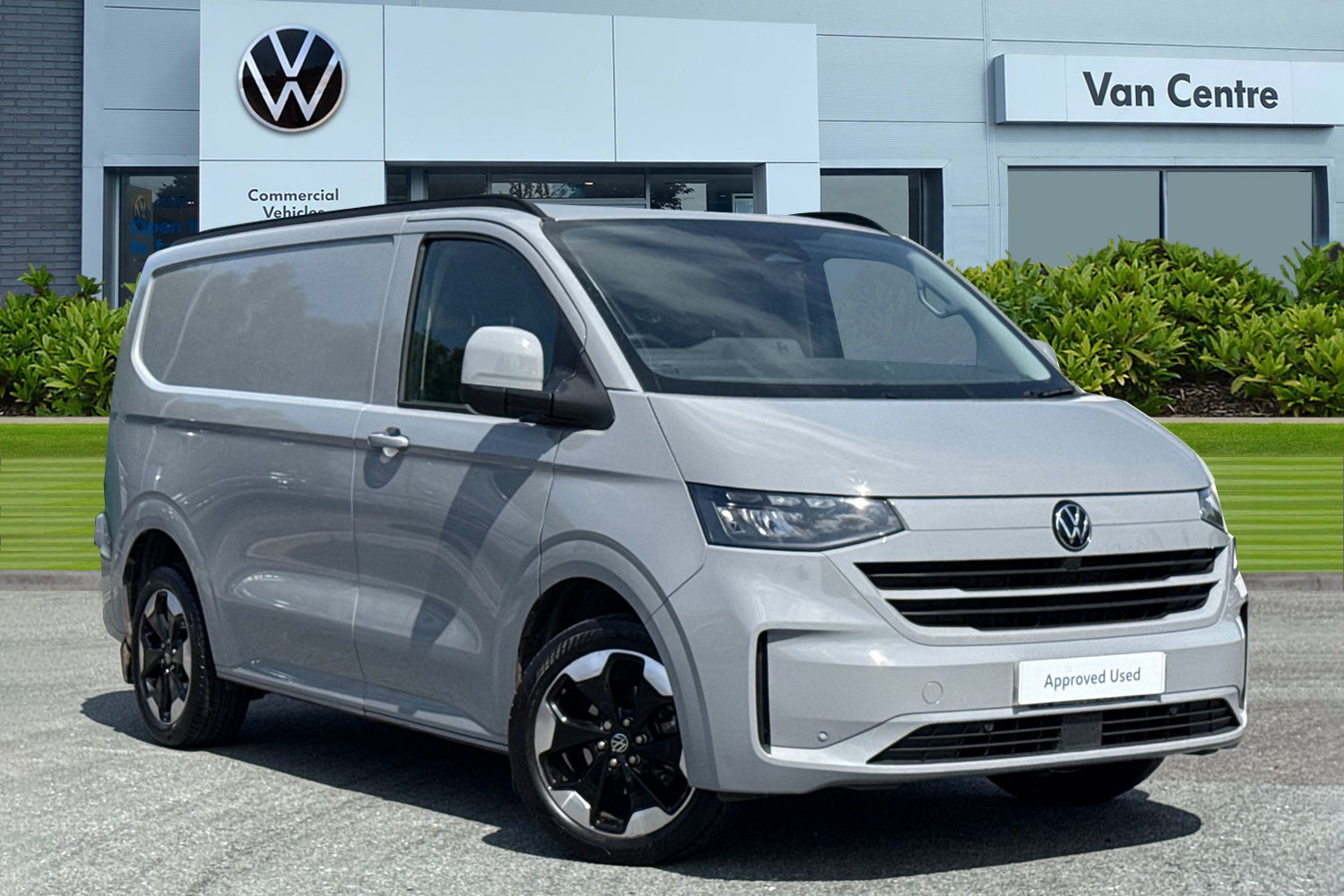 Main listing image - Volkswagen Transporter