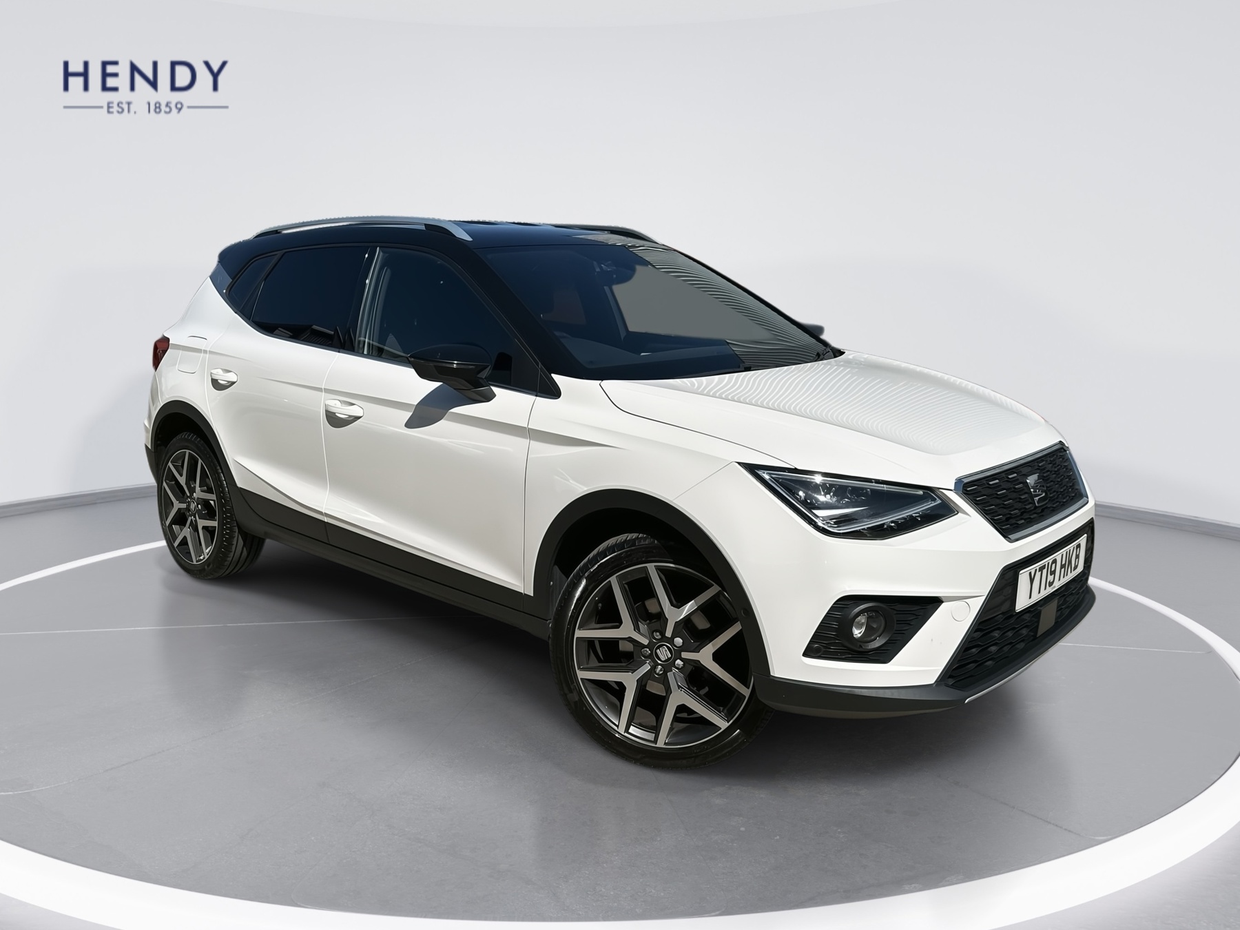 Main listing image - SEAT Arona
