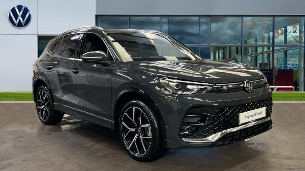 Main listing image - Volkswagen Tiguan