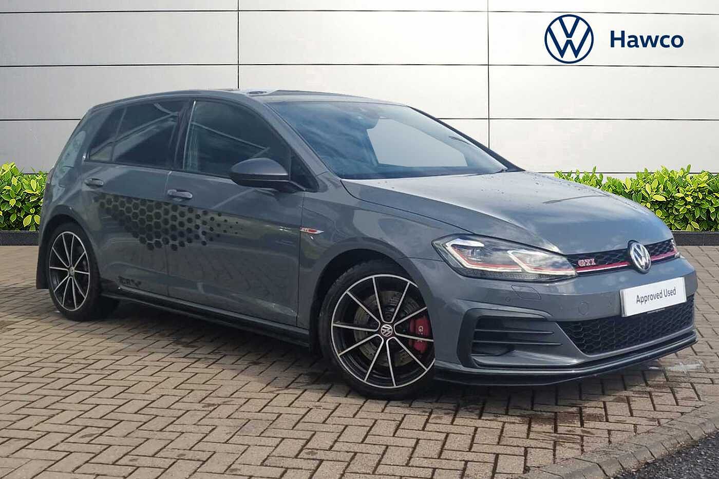 Main listing image - Volkswagen Golf