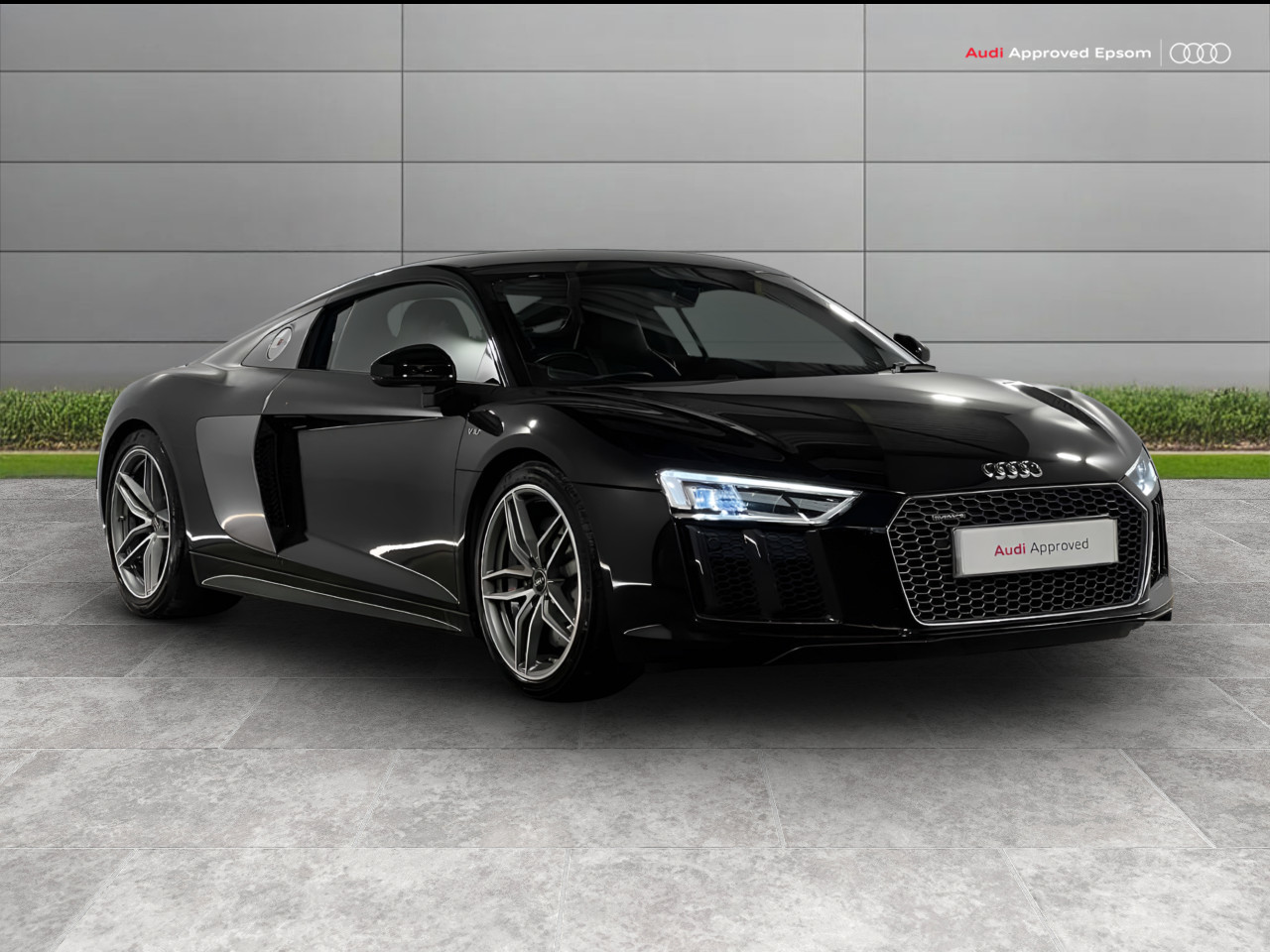 Main listing image - Audi R8