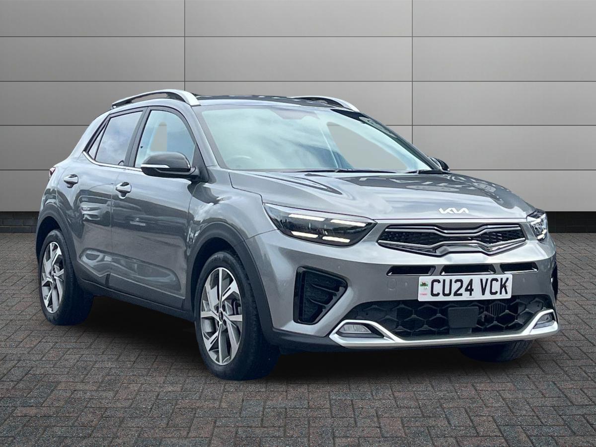 Main listing image - Kia Stonic