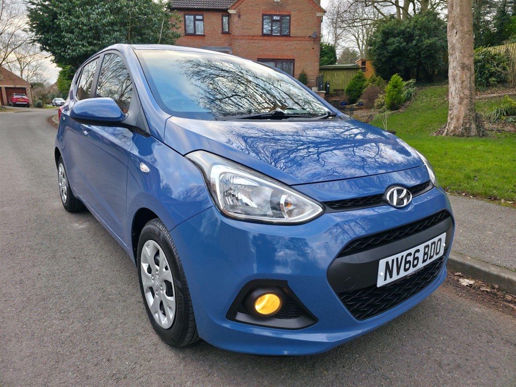 Main listing image - Hyundai i10