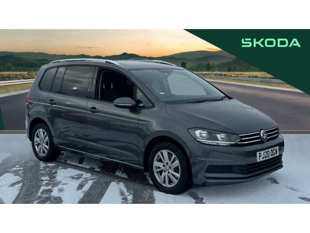 Main listing image - Volkswagen Touran