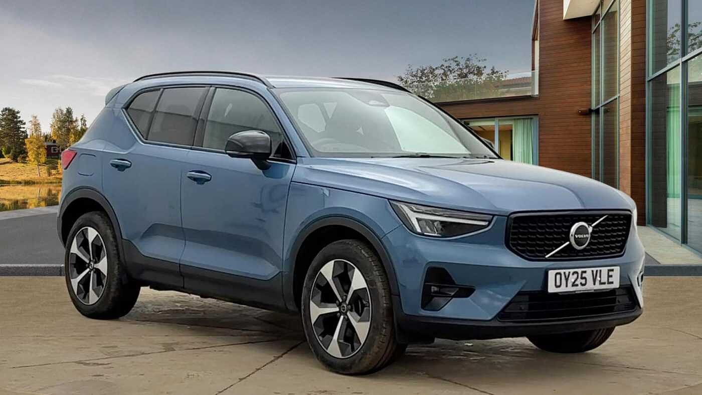 Main listing image - Volvo XC40