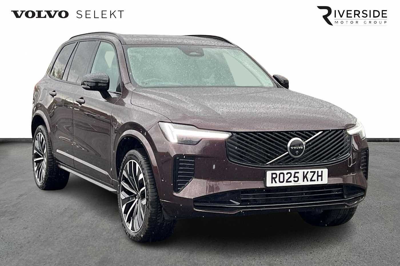 Main listing image - Volvo XC90
