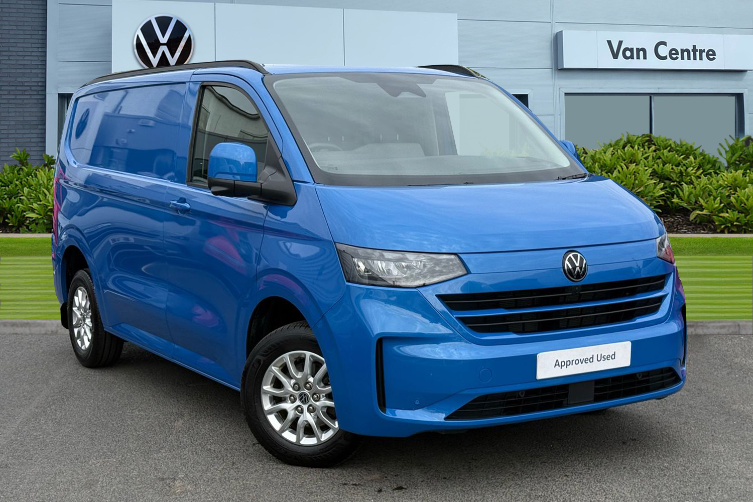 Main listing image - Volkswagen Transporter