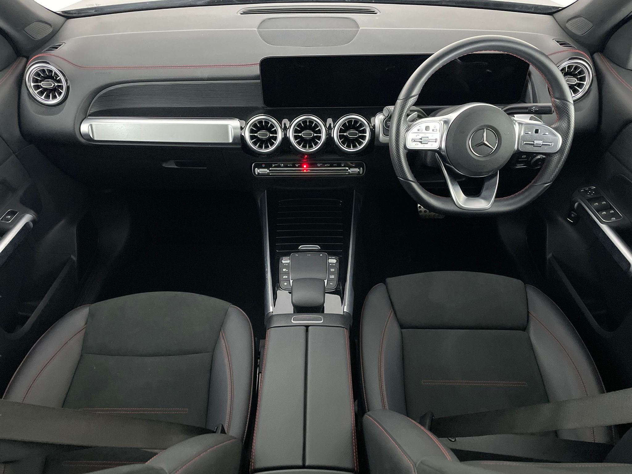 Main listing image - Mercedes-Benz EQB
