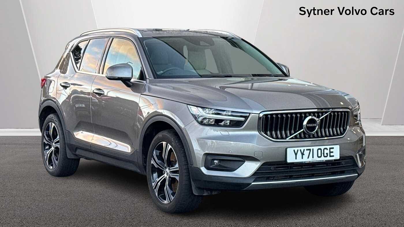 Main listing image - Volvo XC40 Recharge