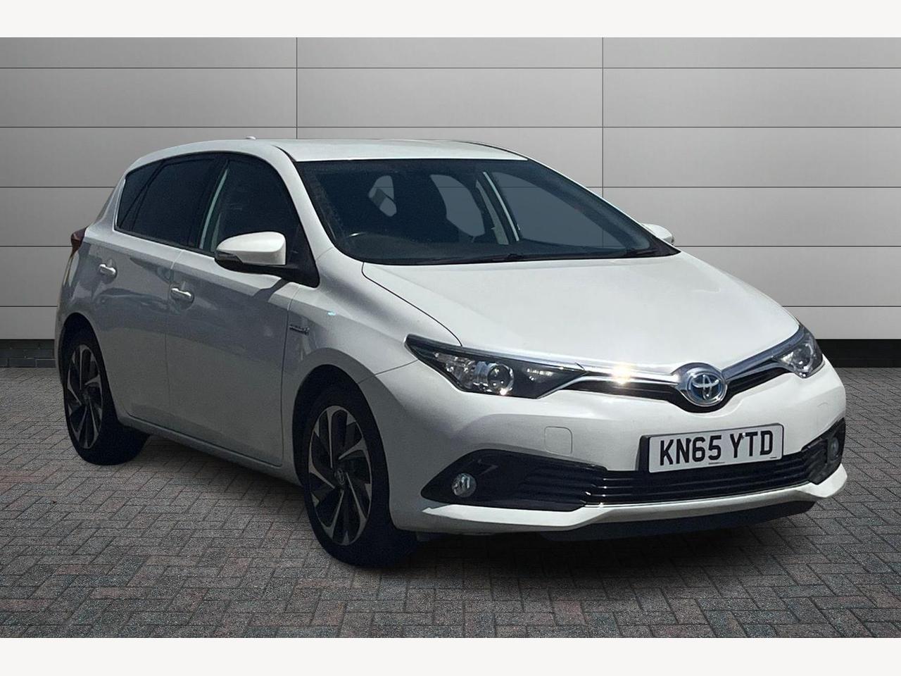 Main listing image - Toyota Auris