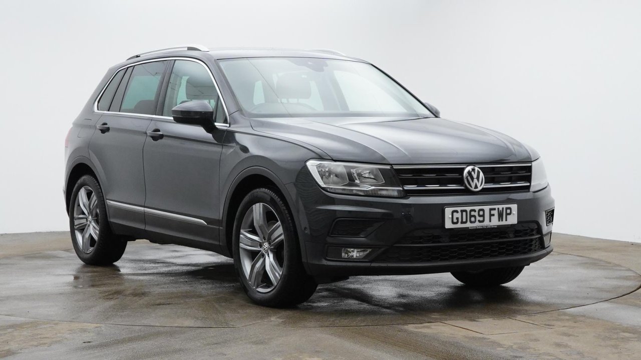 Main listing image - Volkswagen Tiguan