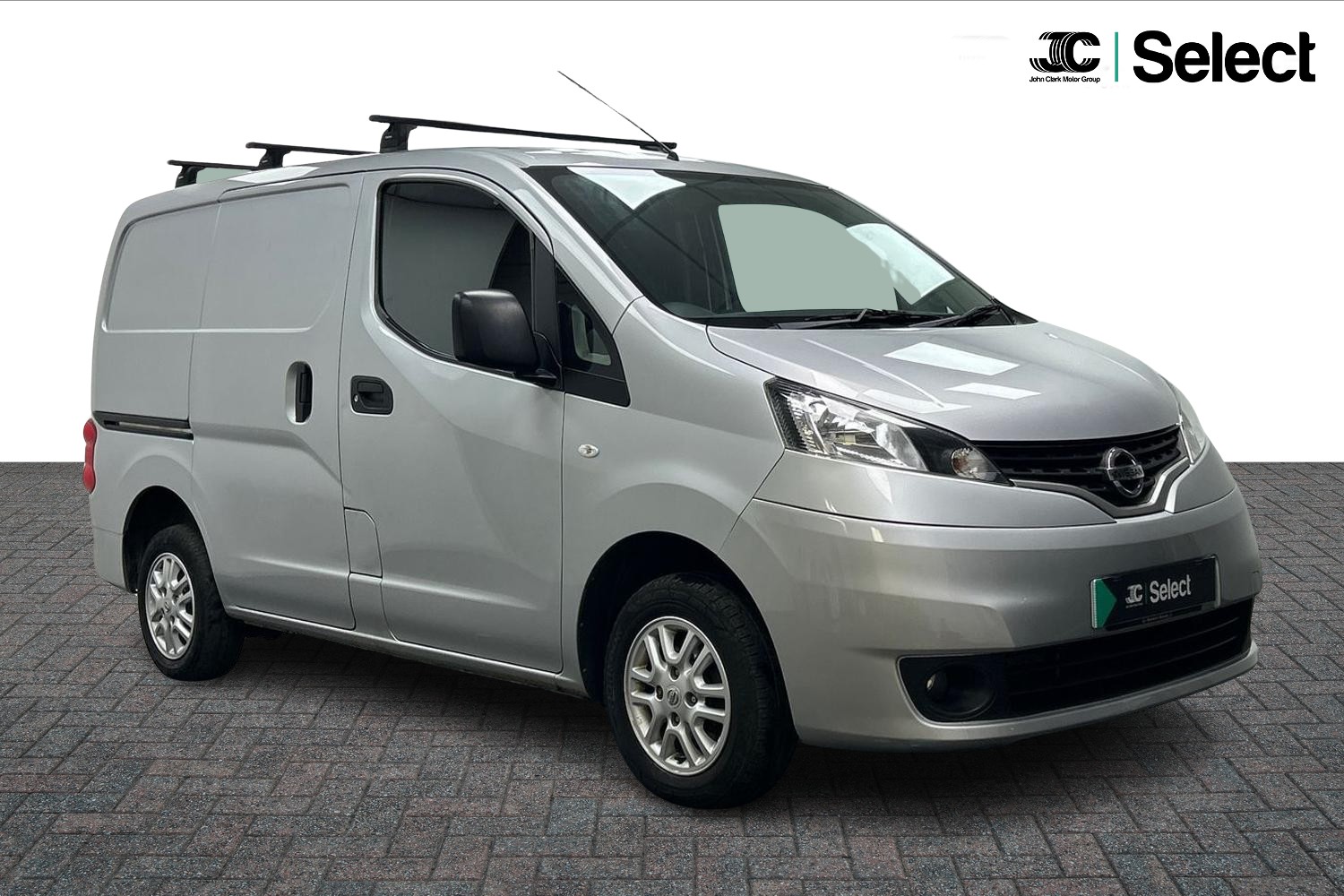 Main listing image - Nissan NV200