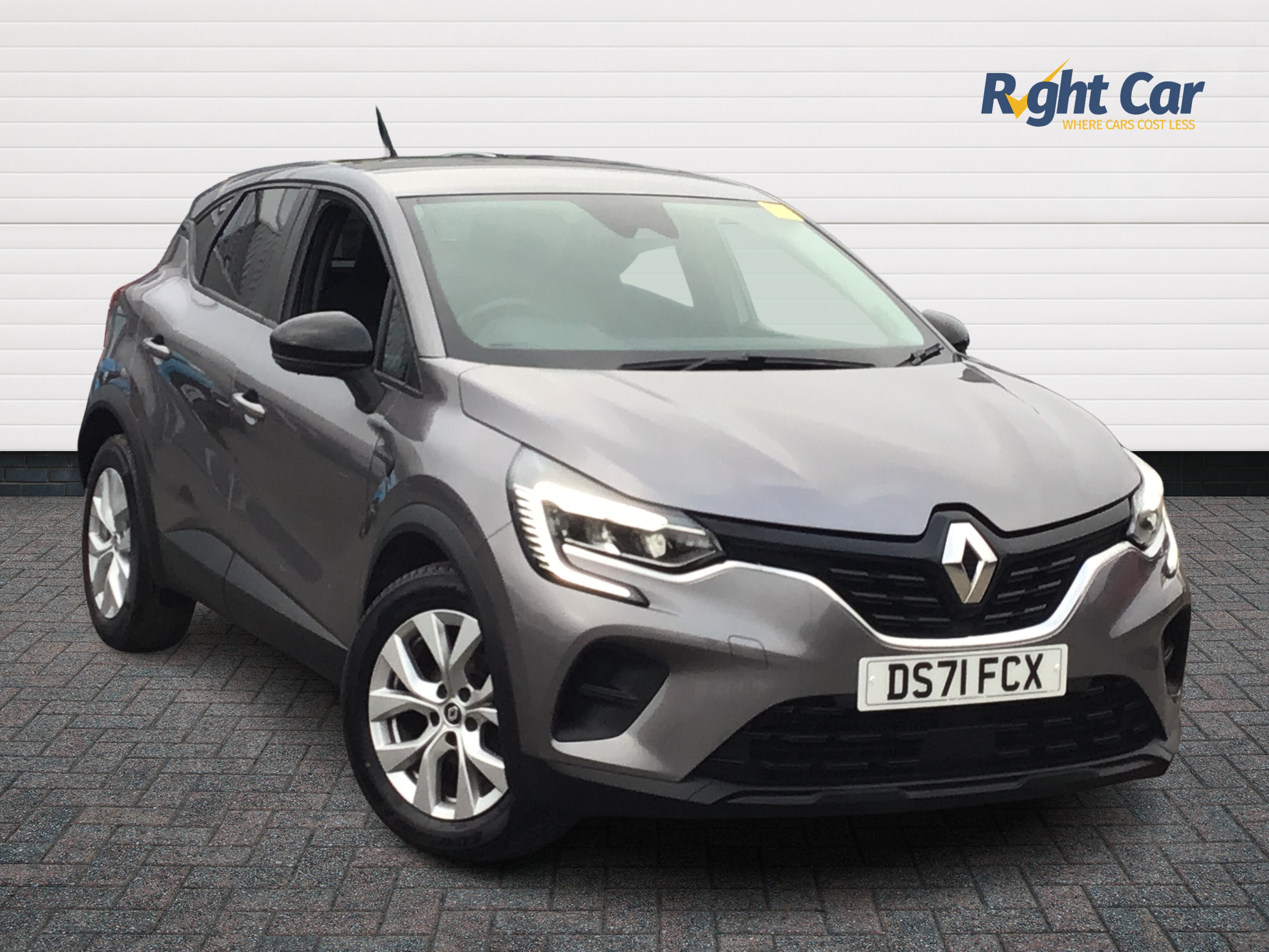 Main listing image - Renault Captur