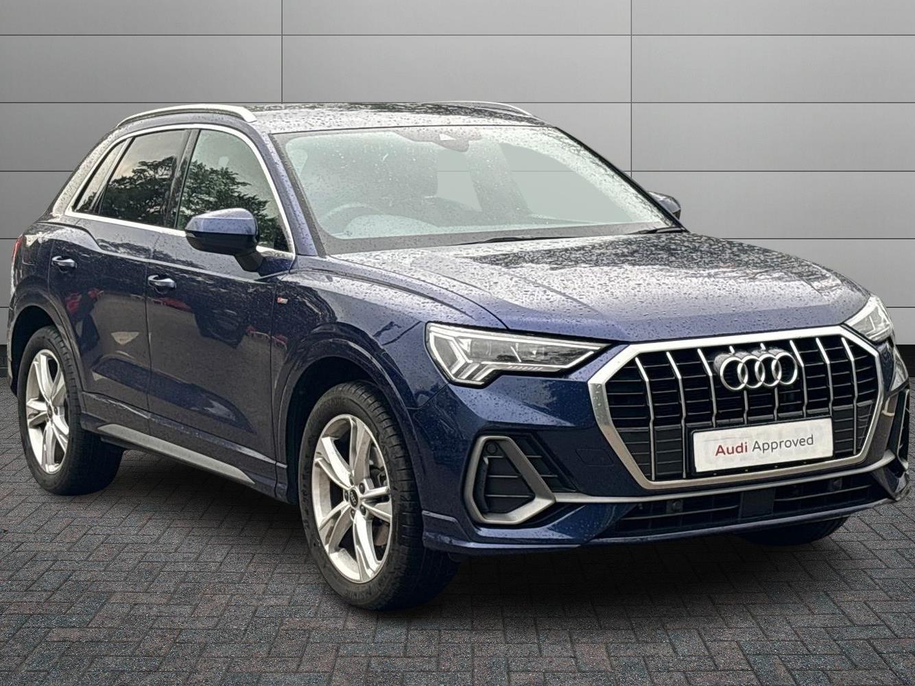 Main listing image - Audi Q3