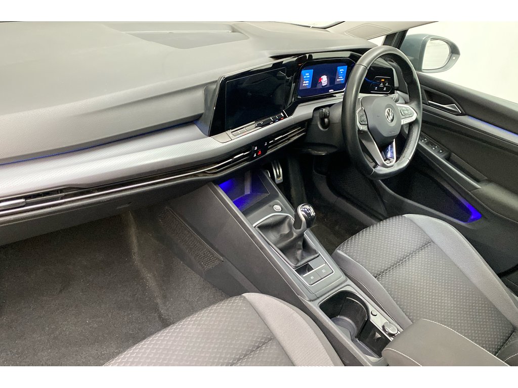 Main listing image - Volkswagen Golf