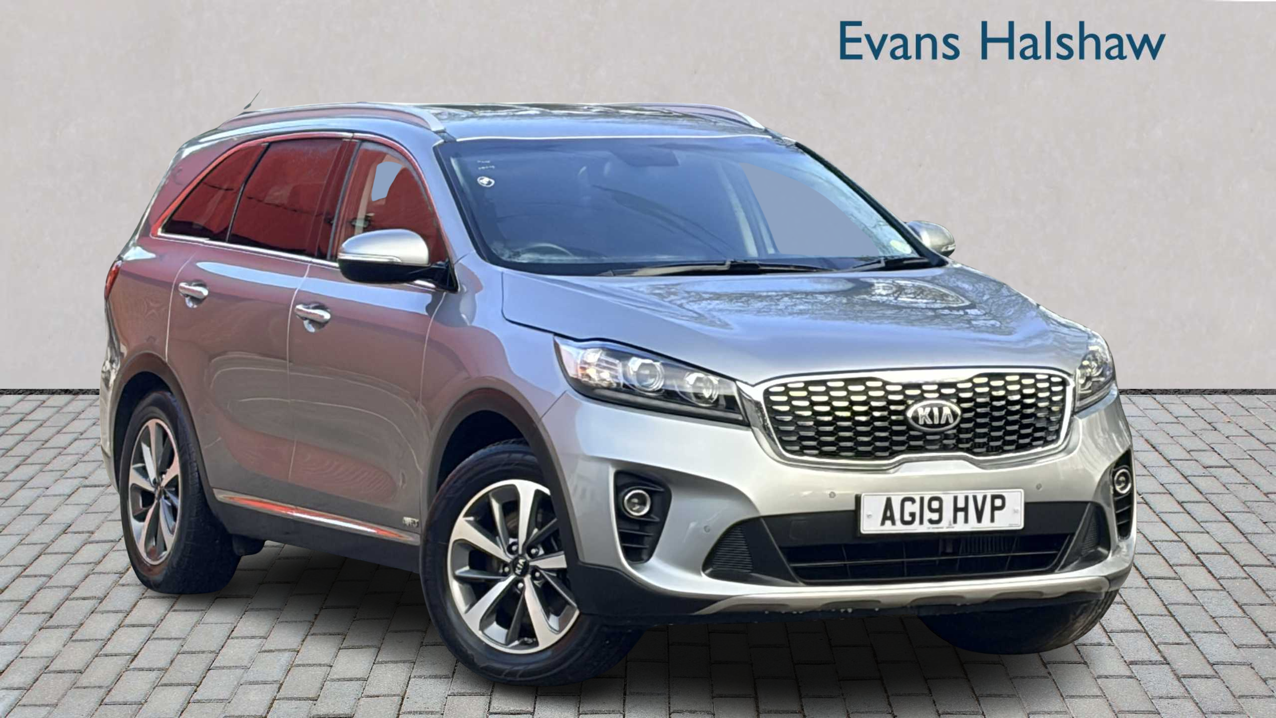 Main listing image - Kia Sorento