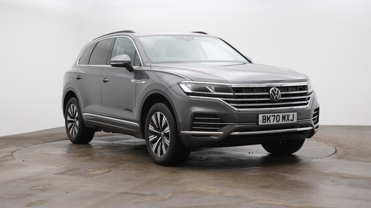 Main listing image - Volkswagen Touareg