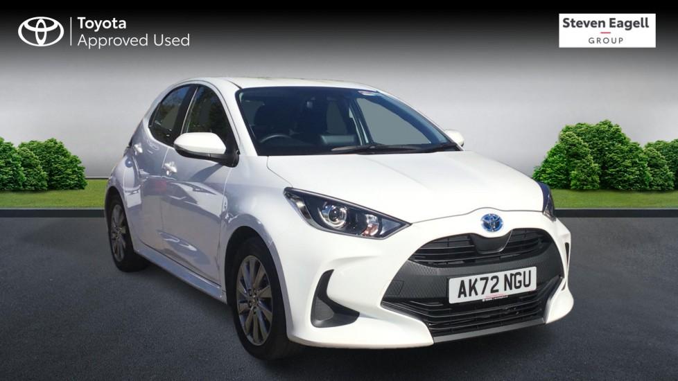 Main listing image - Toyota Yaris