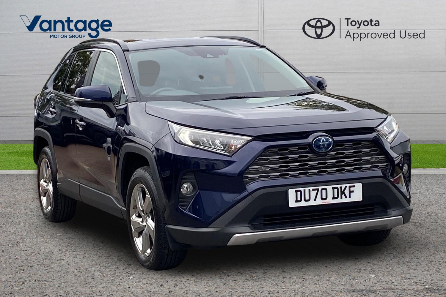 Main listing image - Toyota RAV4